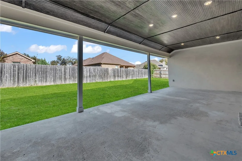 3061 Bella Vita Drive Nolanville, TX 76559