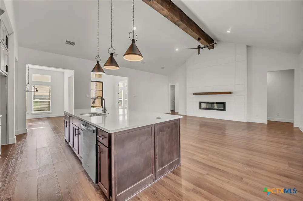 3061 Bella Vita Drive Nolanville, TX 76559