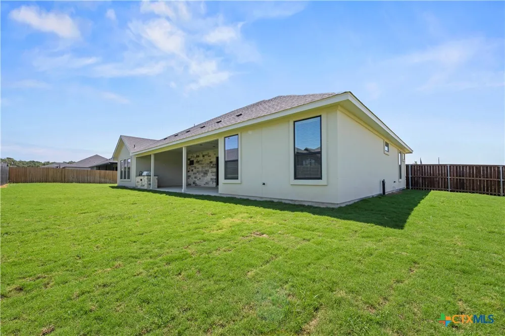 3061 Bella Vita Drive Nolanville, TX 76559