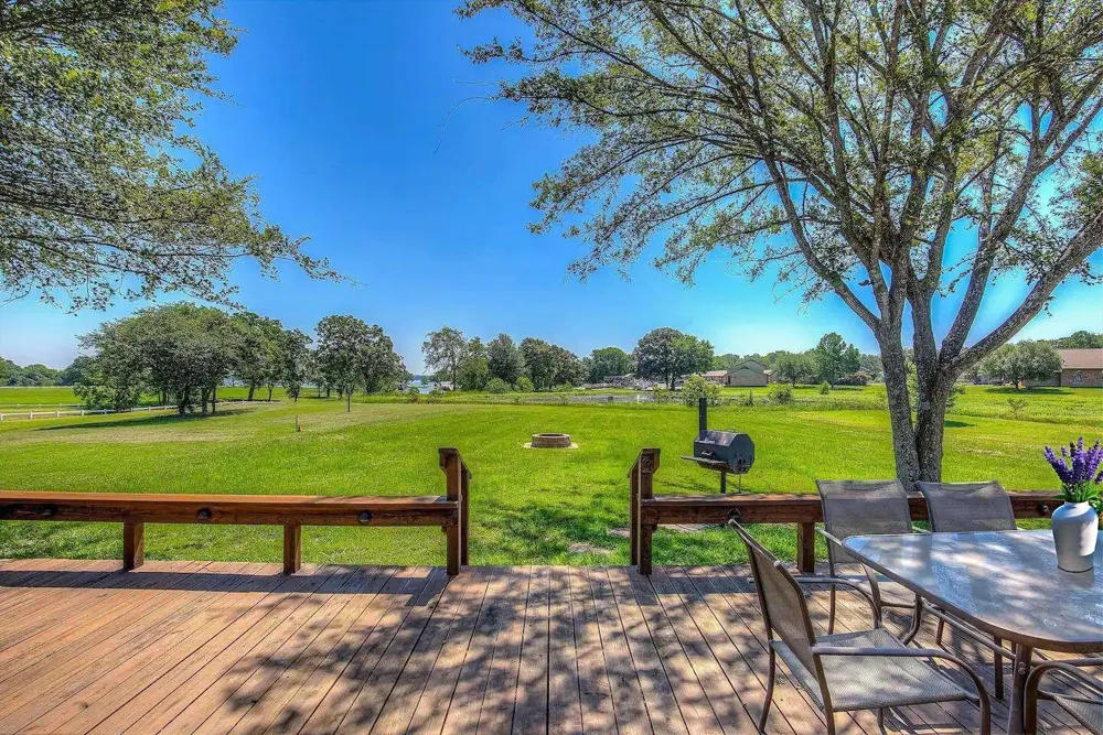 166 County Road 1559 Alba, TX 75410