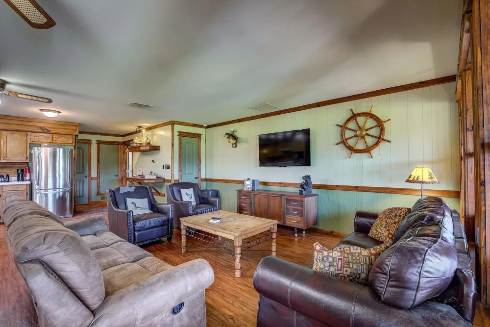 166 County Road 1559 Alba, TX 75410