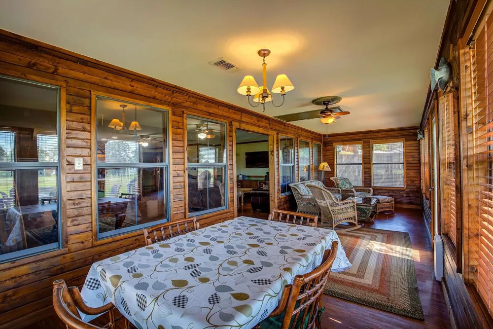 166 County Road 1559 Alba, TX 75410