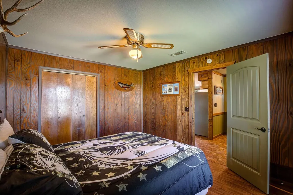 166 County Road 1559 Alba, TX 75410
