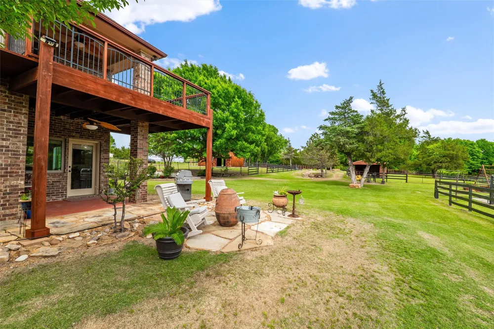 1820 Winningkoff Road Lucas, TX 75002