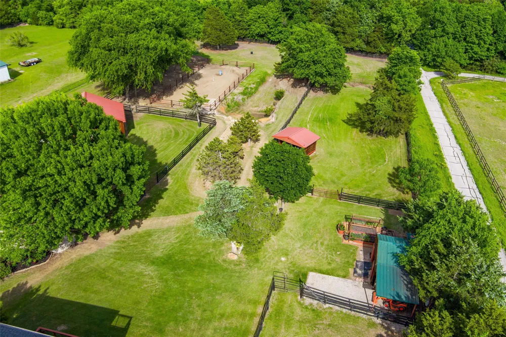 1820 Winningkoff Road Lucas, TX 75002
