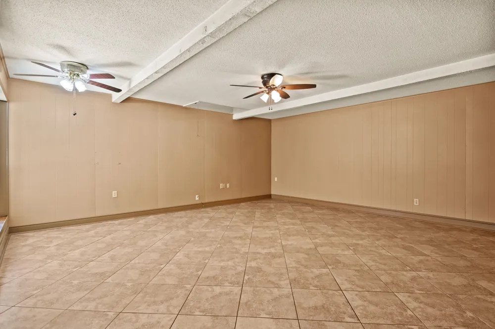 410 S Willis Street Daingerfield, TX 75638