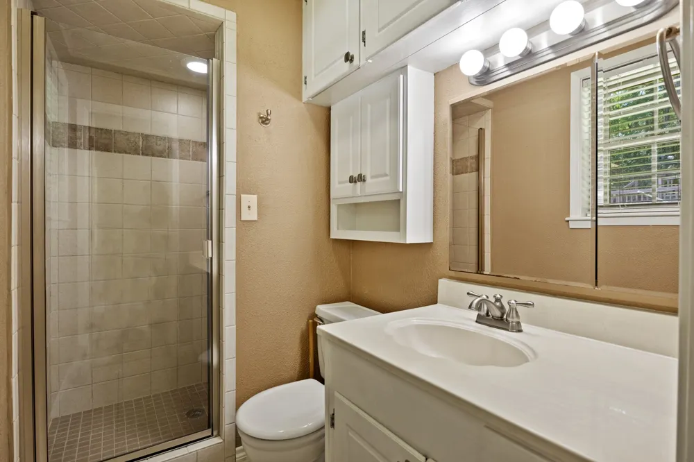 410 S Willis Street Daingerfield, TX 75638