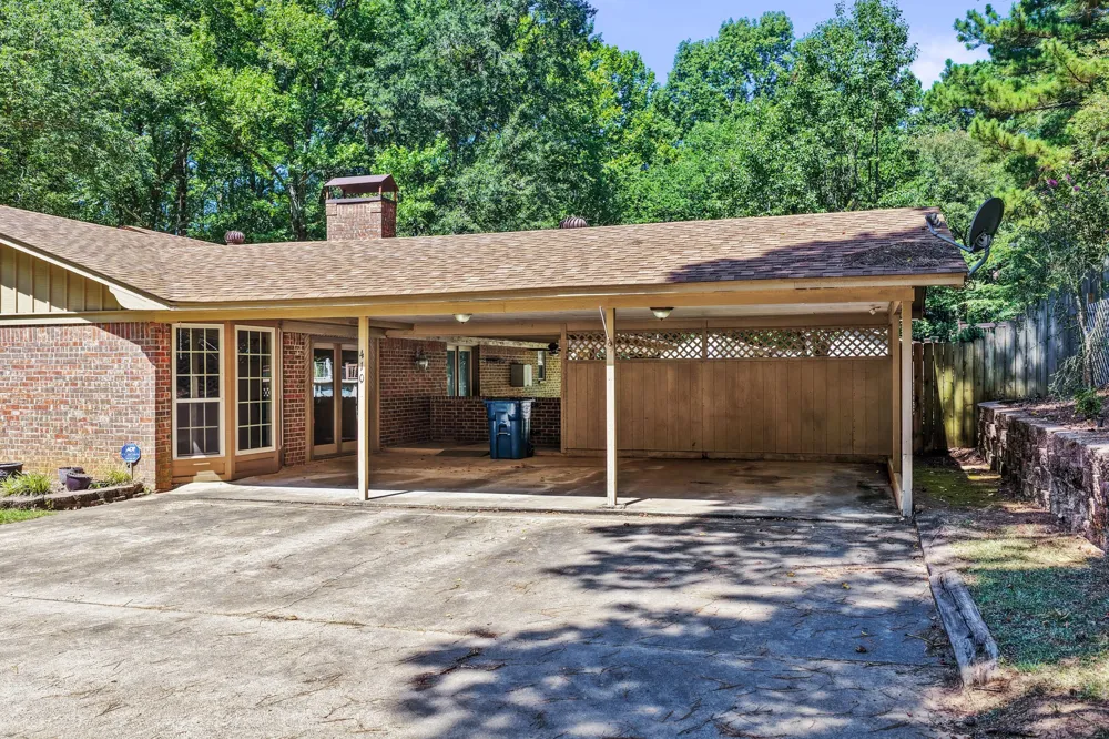 410 S Willis Street Daingerfield, TX 75638