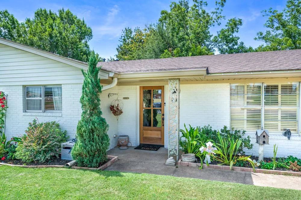 708 Lee Street Sulphur Springs, TX 75482