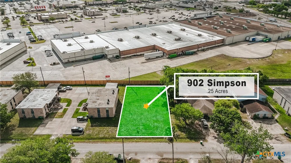 902 Simpson Road Victoria, TX 77904