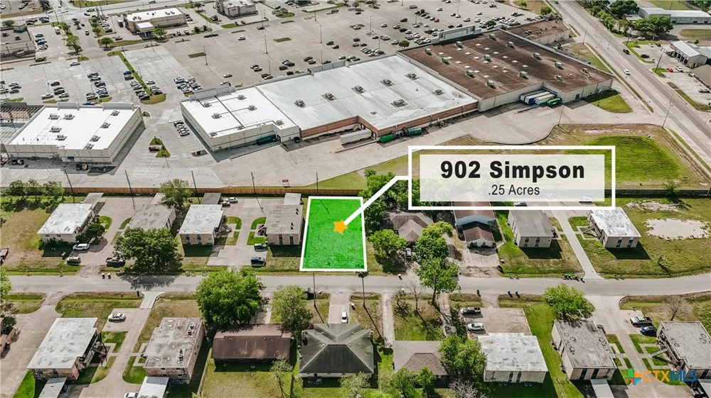 902 Simpson Road Victoria, TX 77904