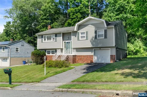17 Stafford Drive