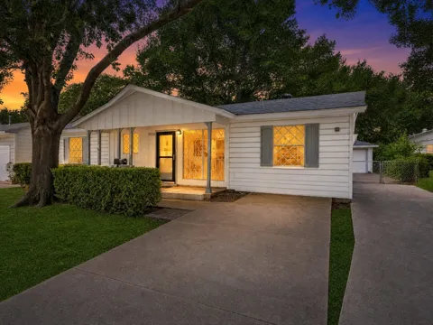 3323 William Brewster Drive
