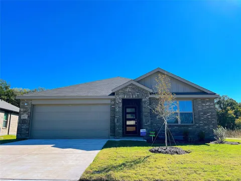 1817 Saint James Place Lane