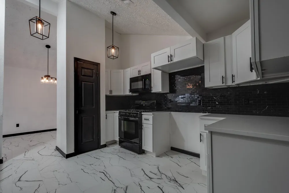 30 Crestbriar Court Baytown, TX 77521