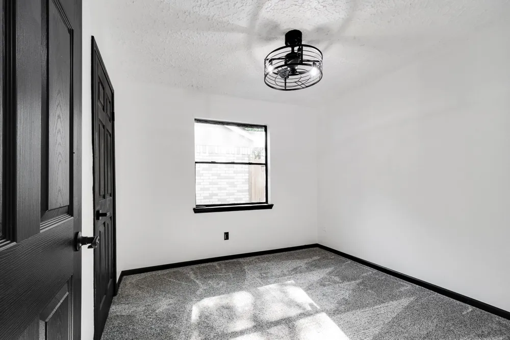 30 Crestbriar Court Baytown, TX 77521