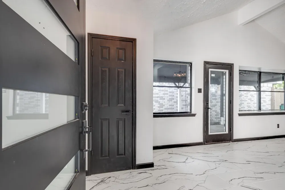 30 Crestbriar Court Baytown, TX 77521