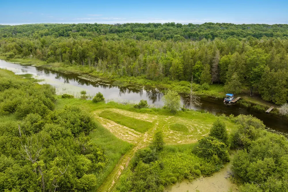 Rolling Ridge Lane Banks Township, MI 49729