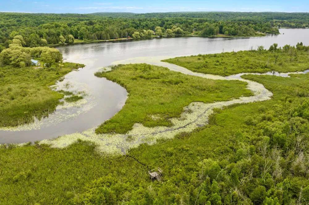 Rolling Ridge Lane Banks Township, MI 49729