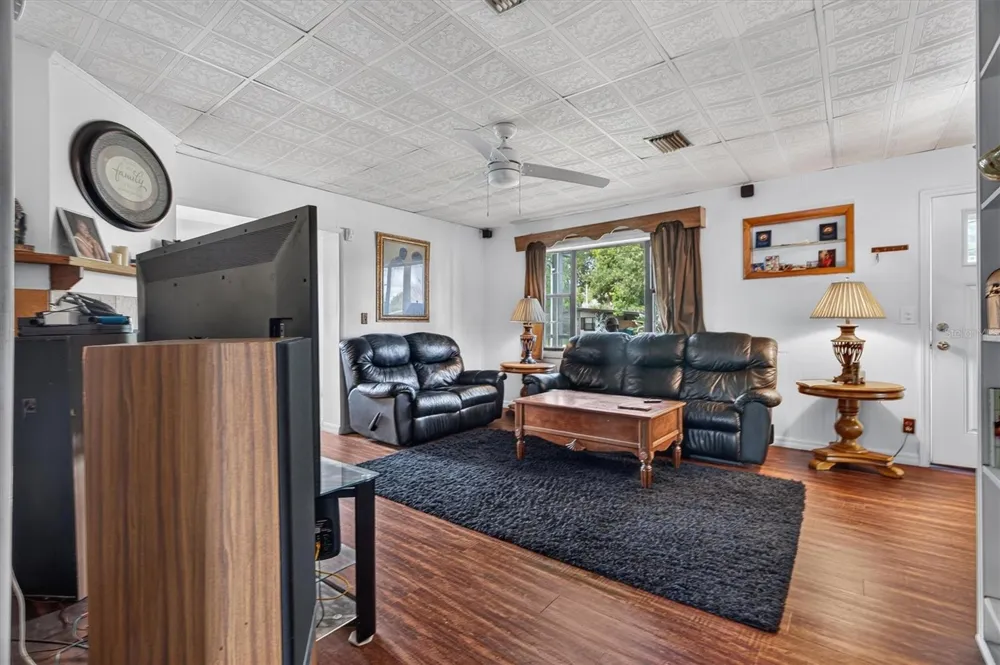 1865 CEDARWOOD DRIVE Melbourne, FL 32935