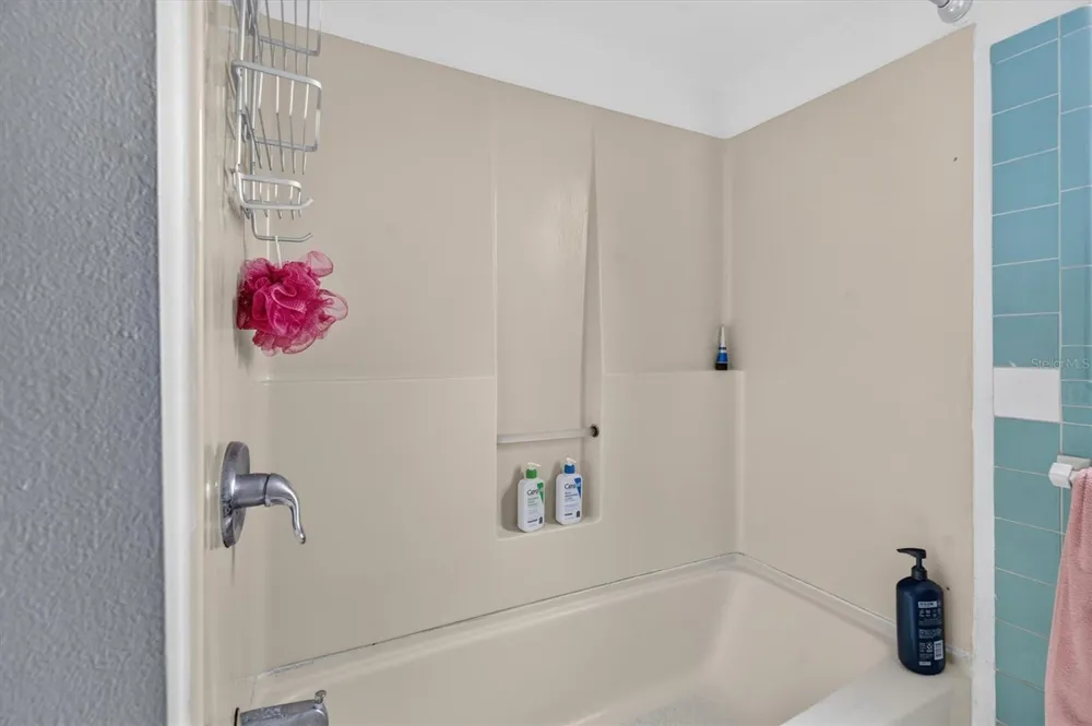 1865 CEDARWOOD DRIVE Melbourne, FL 32935