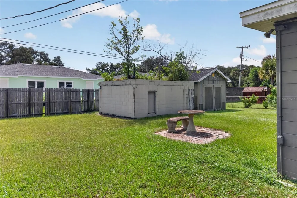 1865 CEDARWOOD DRIVE Melbourne, FL 32935