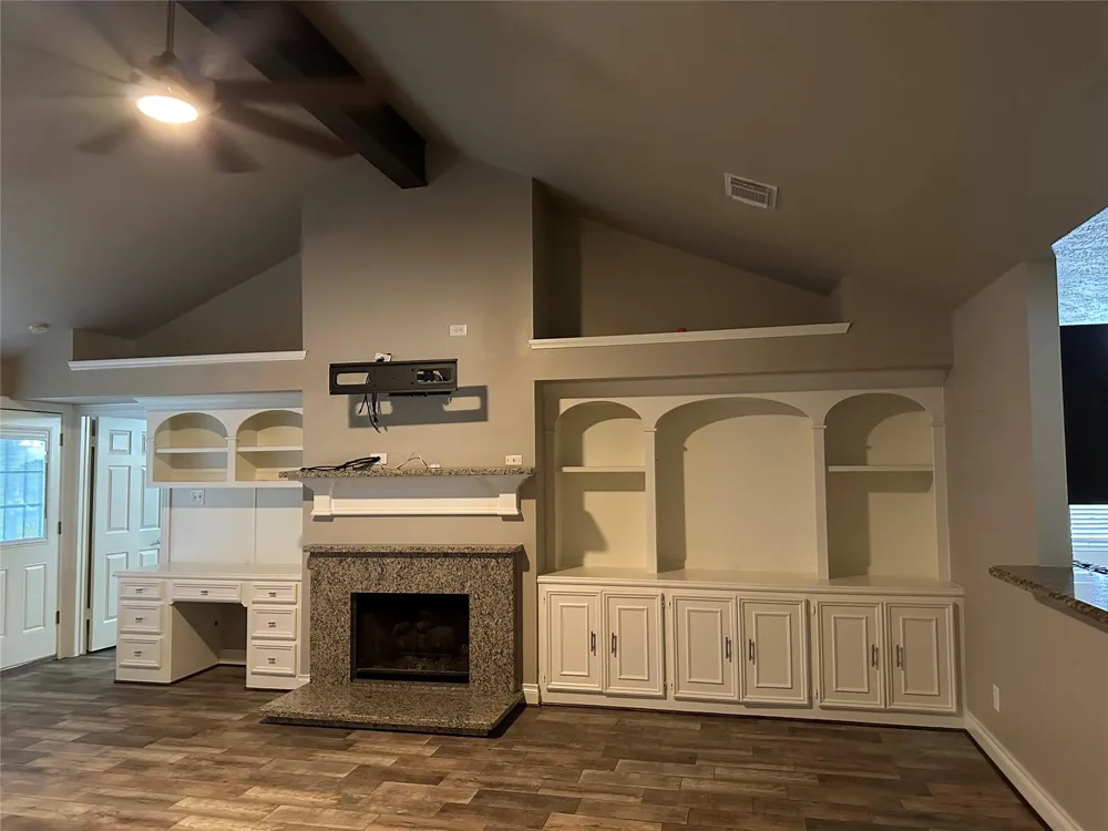 5202 Valley View Dr Drive La Porte, TX 77571