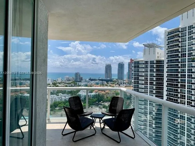450 Alton Rd #2207 Miami Beach, FL 33139