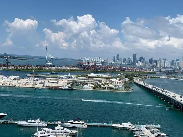 450 Alton Rd #2207 Miami Beach, FL 33139
