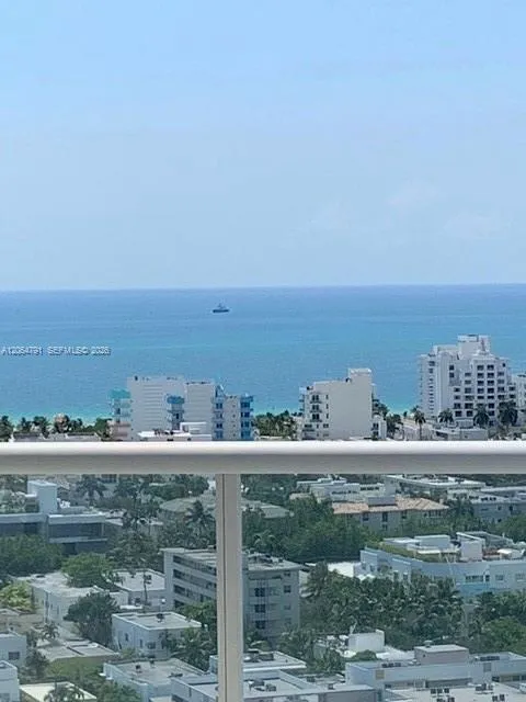 450 Alton Rd #2207 Miami Beach, FL 33139