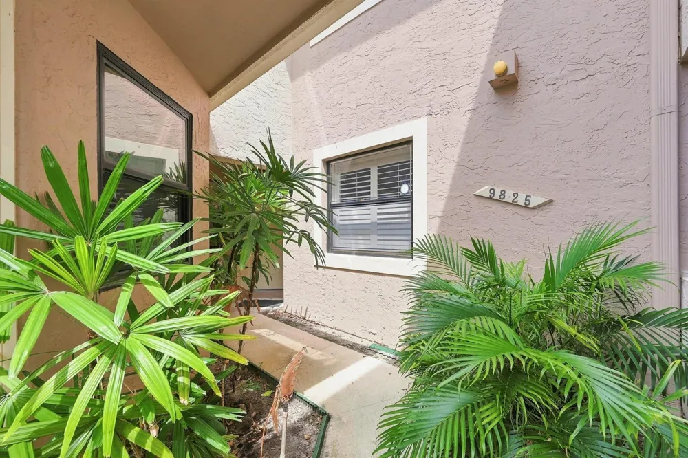 9825 NW 1ST COURT Plantation, FL 33324