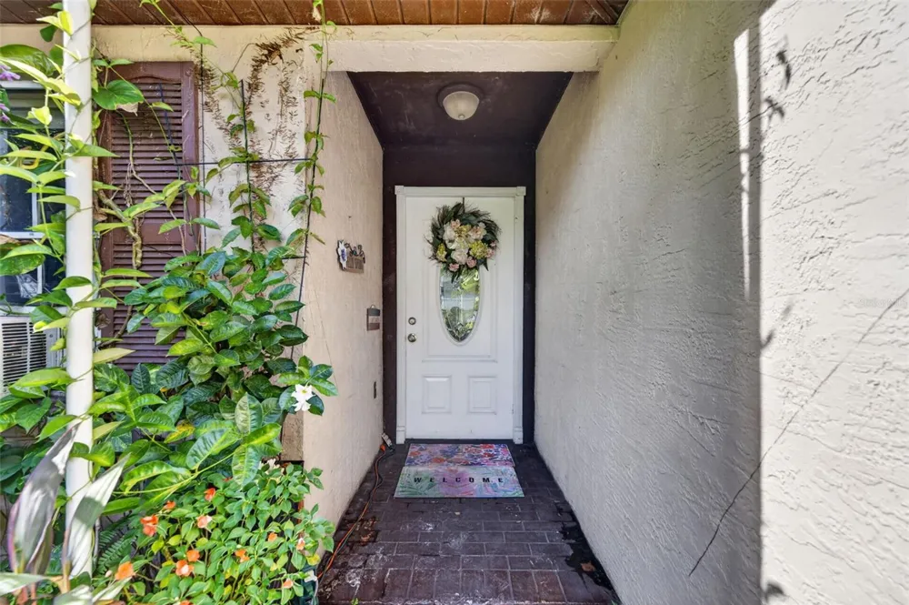 5907 UONA AVENUE Orlando, FL 32835