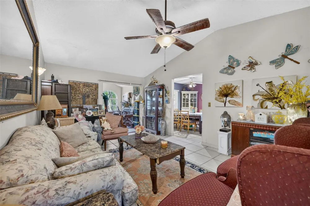 5907 UONA AVENUE Orlando, FL 32835