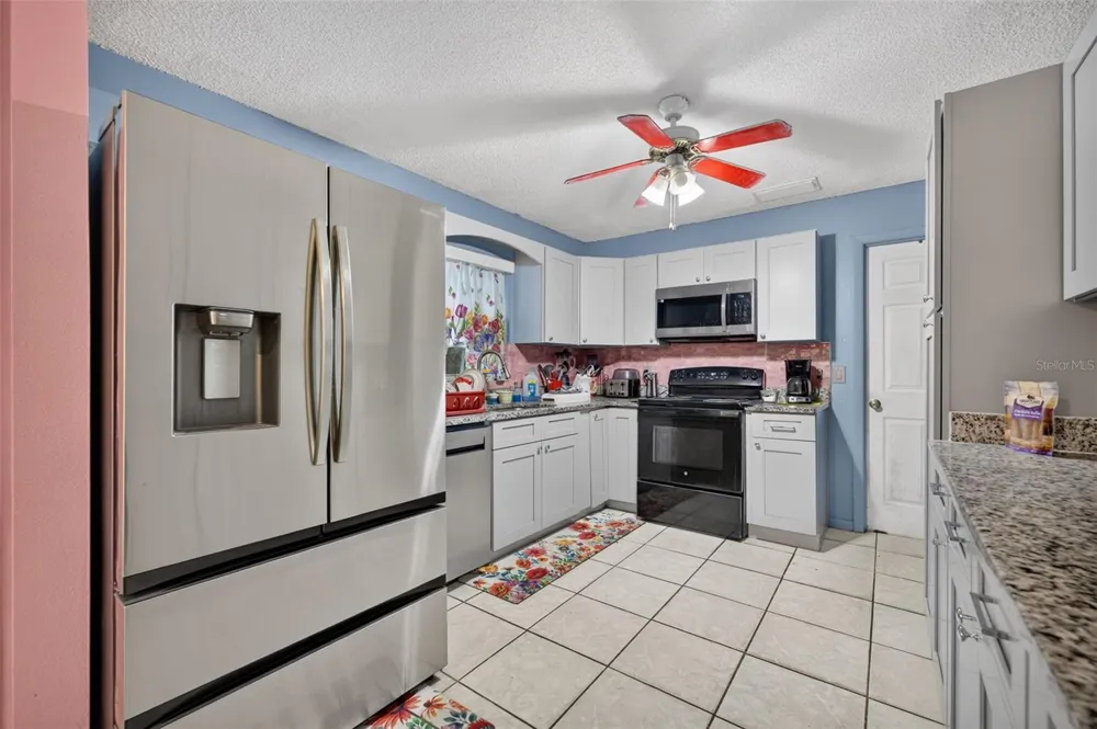5907 UONA AVENUE Orlando, FL 32835