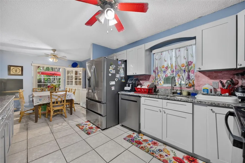 5907 UONA AVENUE Orlando, FL 32835