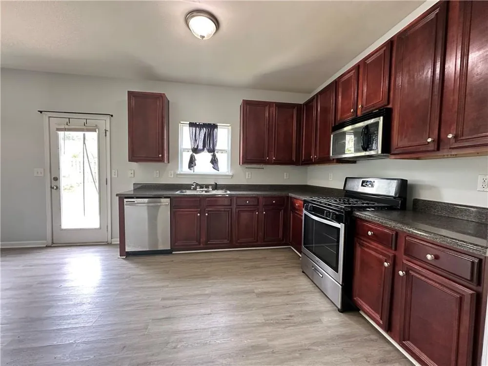 1335 Rocky Shoals Lane Suwanee, GA 30024