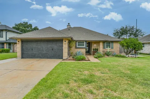 1422 Roosevelt Drive