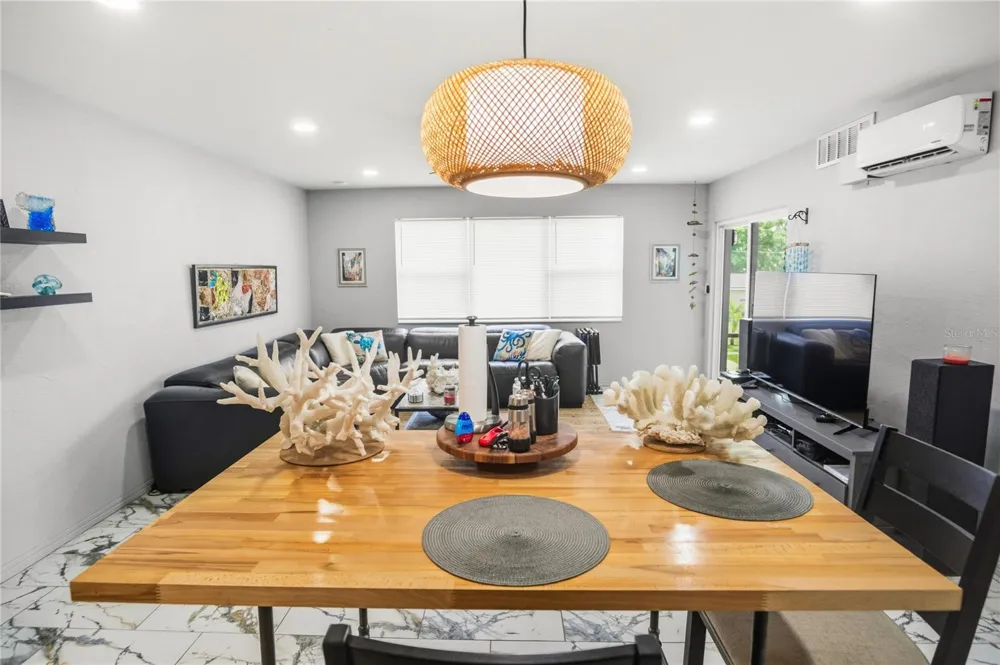 416 73RD AVENUE #207 St Petersburg, FL 33702