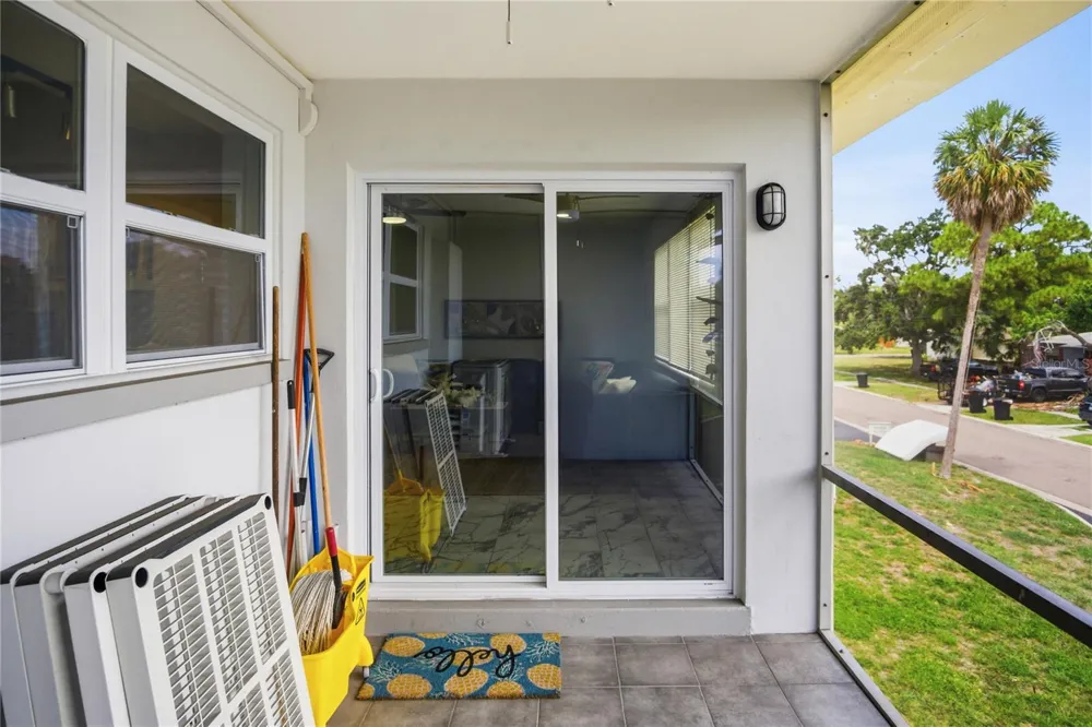 416 73RD AVENUE #207 St Petersburg, FL 33702