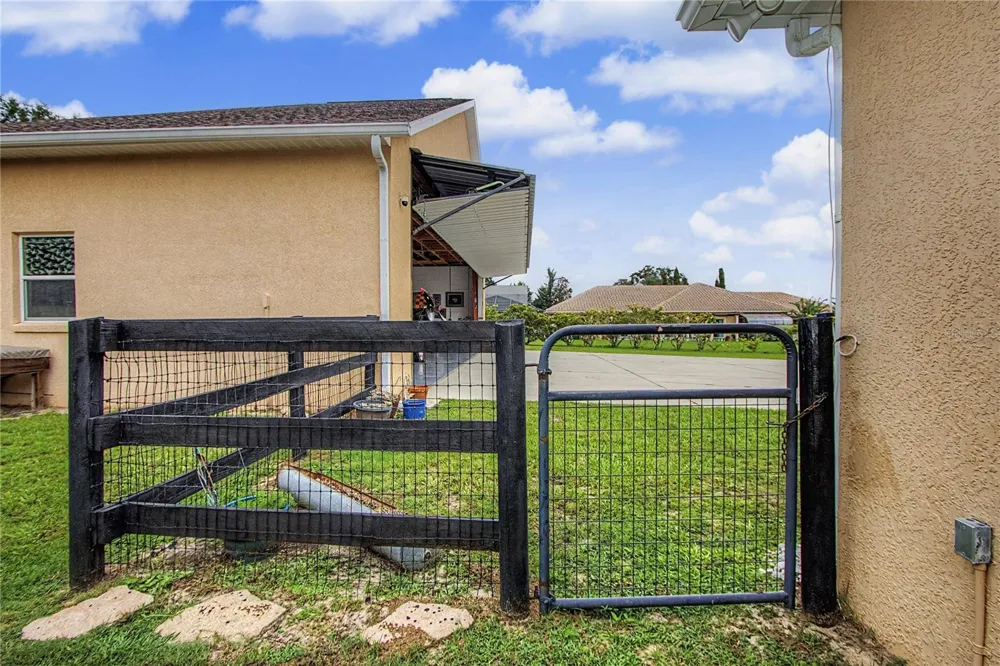 8840 SE 70 TERR ocala, FL 34472