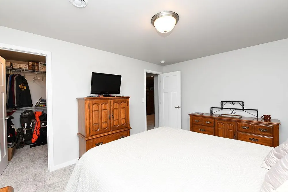 2723 W Westwood Street W West Fargo, ND 58078