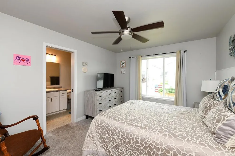 2723 W Westwood Street W West Fargo, ND 58078
