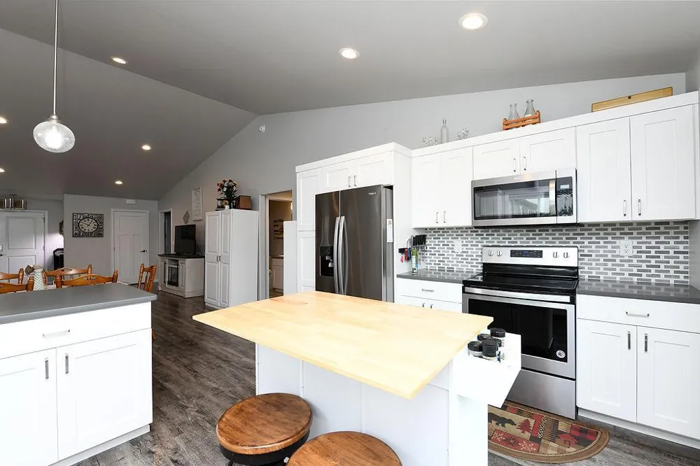 2723 W Westwood Street W West Fargo, ND 58078