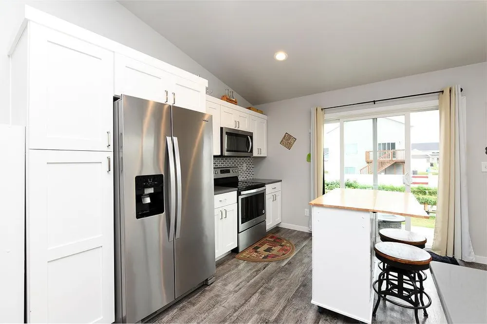2723 W Westwood Street W West Fargo, ND 58078