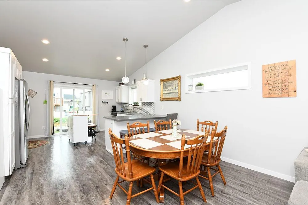 2723 W Westwood Street W West Fargo, ND 58078