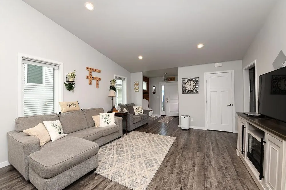 2723 W Westwood Street W West Fargo, ND 58078