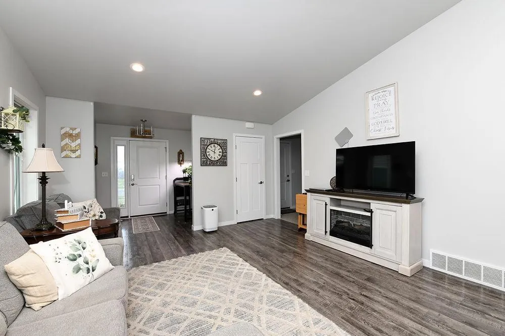 2723 W Westwood Street W West Fargo, ND 58078