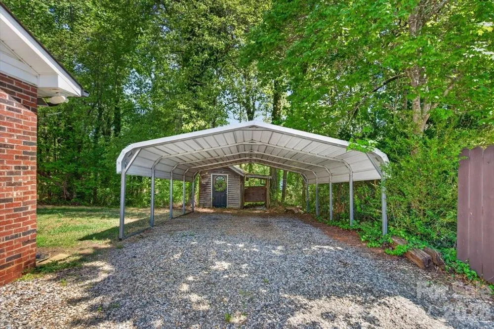 7142 Little Mountain Road Sherrills Ford, NC 28673
