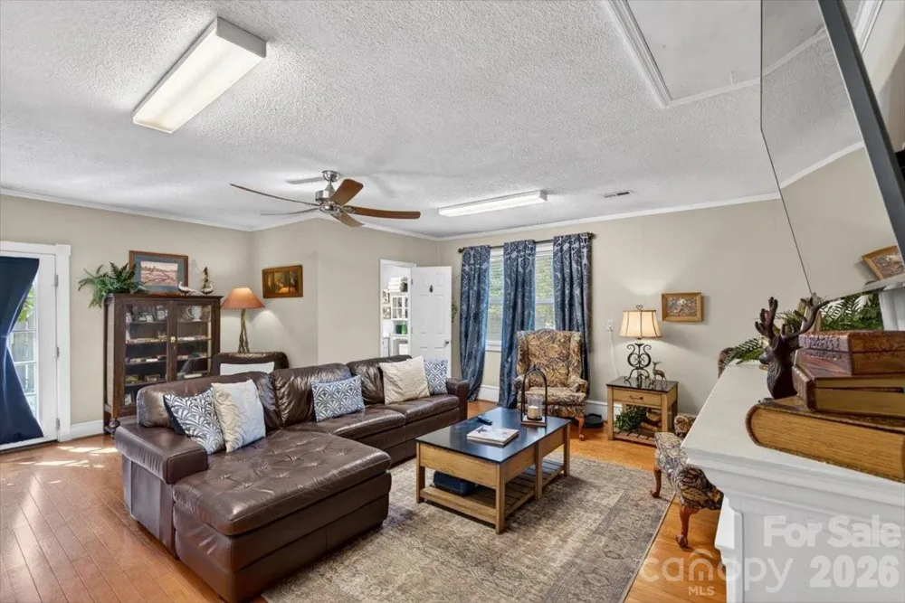 7142 Little Mountain Road Sherrills Ford, NC 28673
