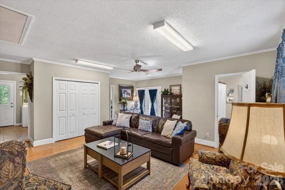 7142 Little Mountain Road Sherrills Ford, NC 28673